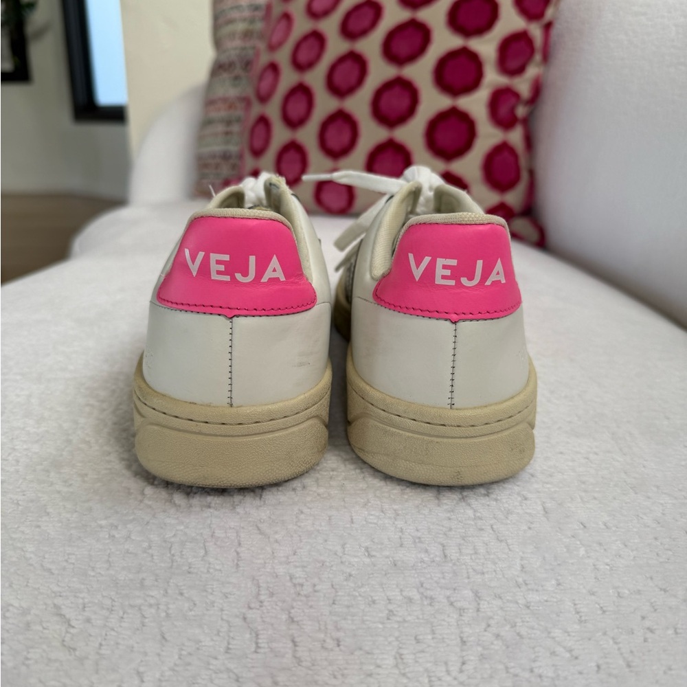 Veja White and Pink Sneakers - Picture 3 of 4